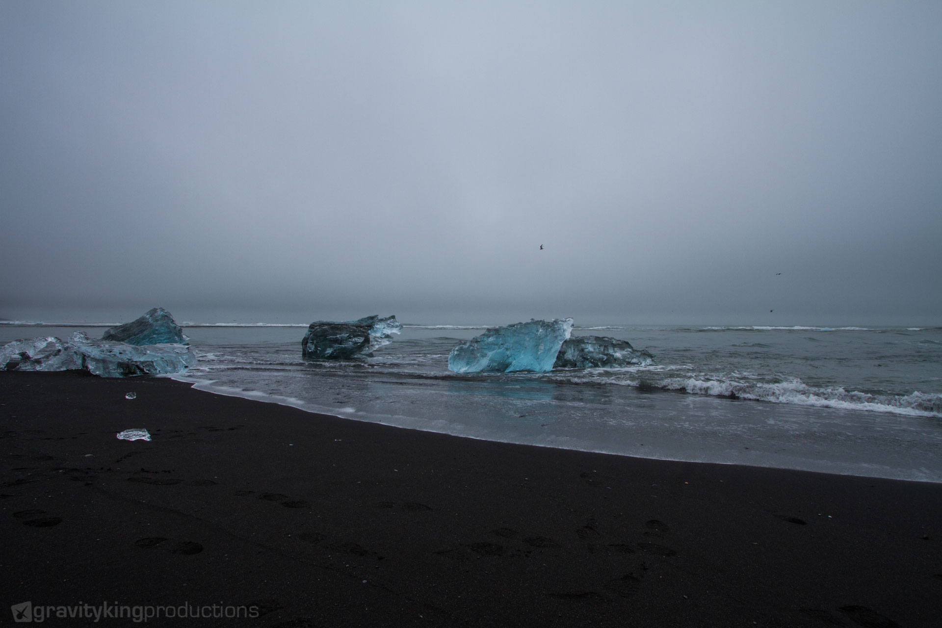The famous glacier lagoon. Had to deal with 50+ fotographers.